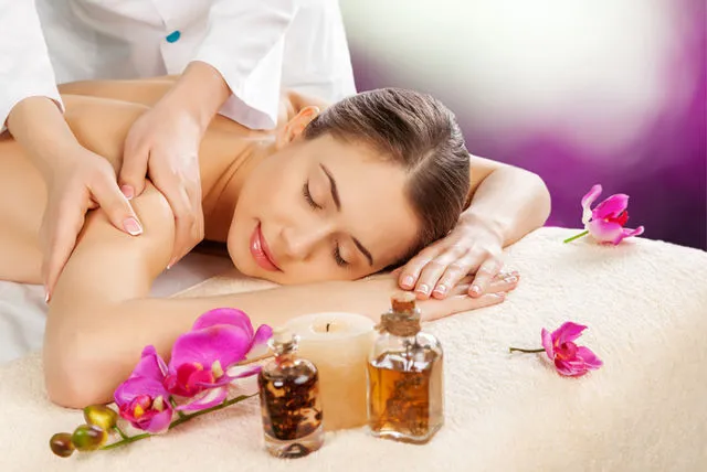 The Healing Power of Aromatherapy Massage